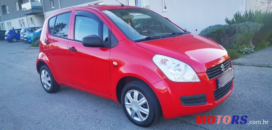 2009' Suzuki Splash 1,0 Gc photo #5