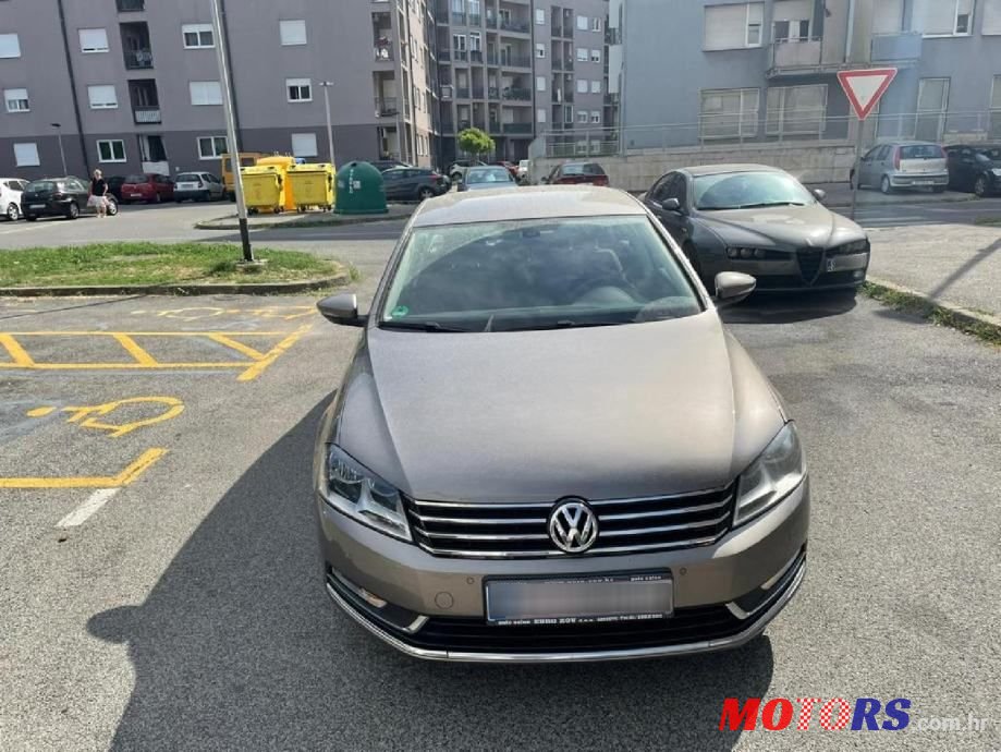 2011' Volkswagen Passat 2,0 Tdi photo #2