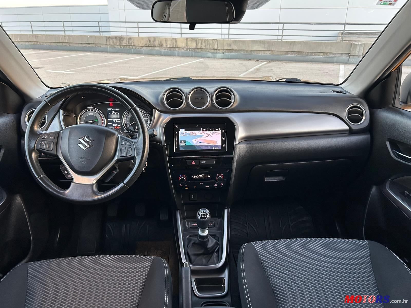 2021' Suzuki Vitara 1,4 photo #6