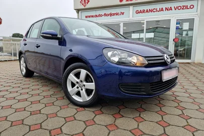 2009' Volkswagen Golf VI 1,6 Tdi