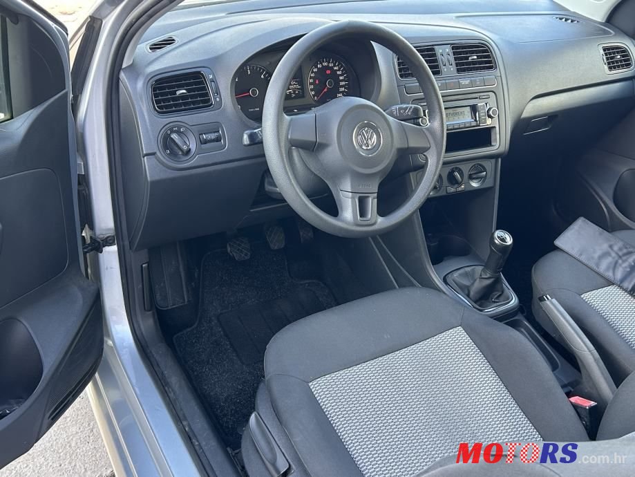 2011' Volkswagen Polo 1,6 Tdi photo #5
