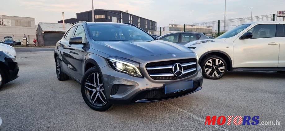 2014' Mercedes-Benz GLA 200 Cdi photo #6