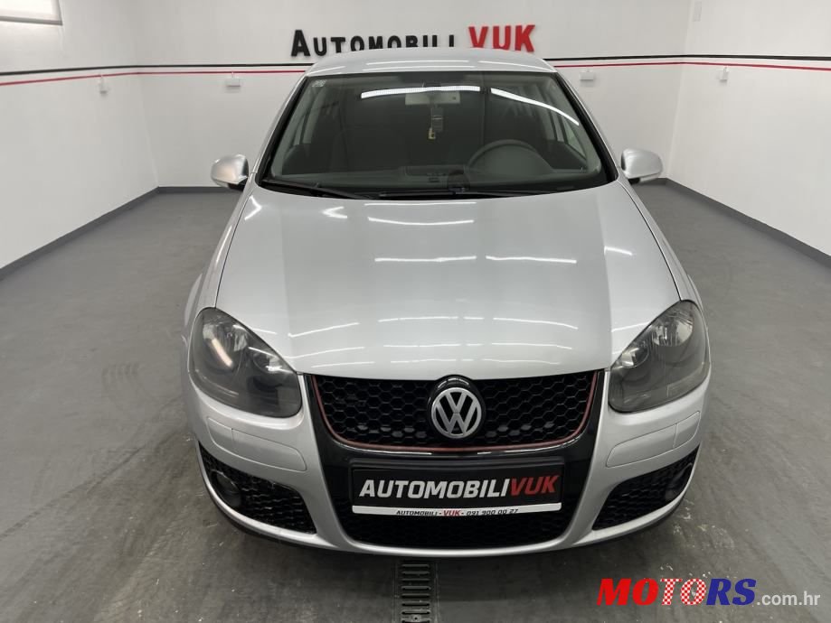 2004' Volkswagen Golf 5 1,9 Tdi photo #2