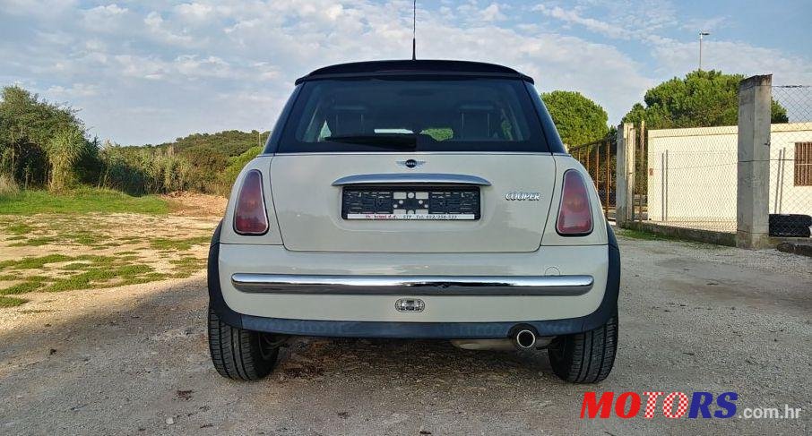 2003' MINI Cooper Cooper photo #2