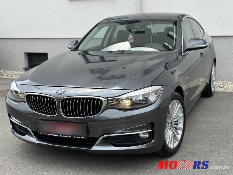 2015' BMW Serija 3 318D photo #1