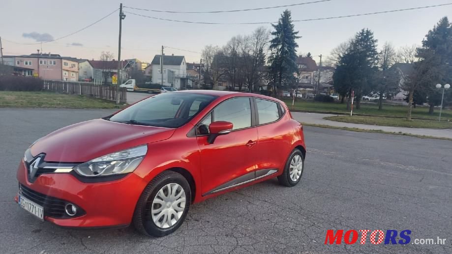 2015' Renault Clio Dci 75 photo #3