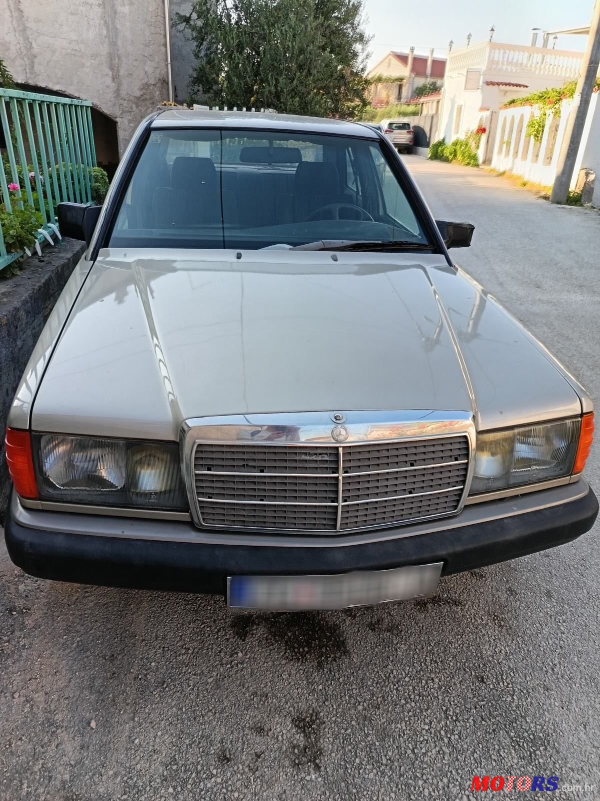 1990' Mercedes-Benz 190 D photo #1