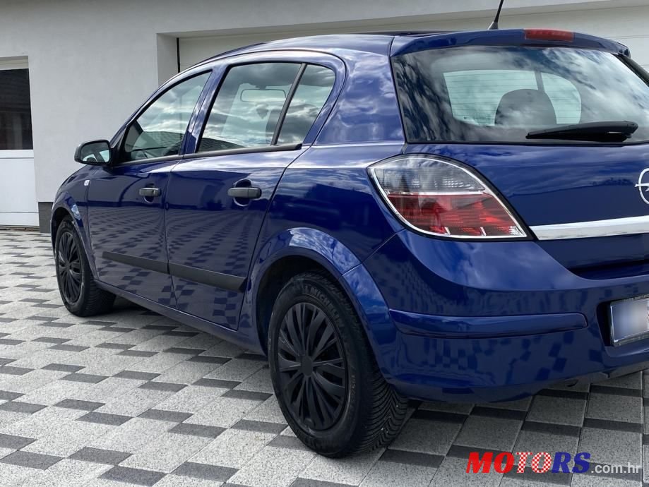 2008' Opel Astra 1,4 photo #6