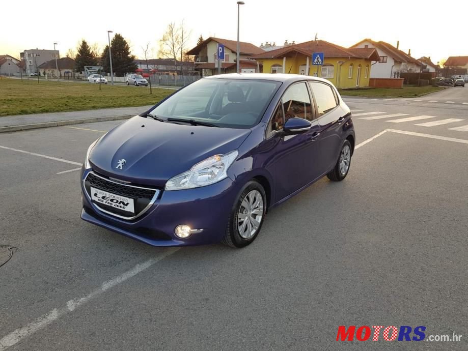 2011' Peugeot 208 1.4 photo #1