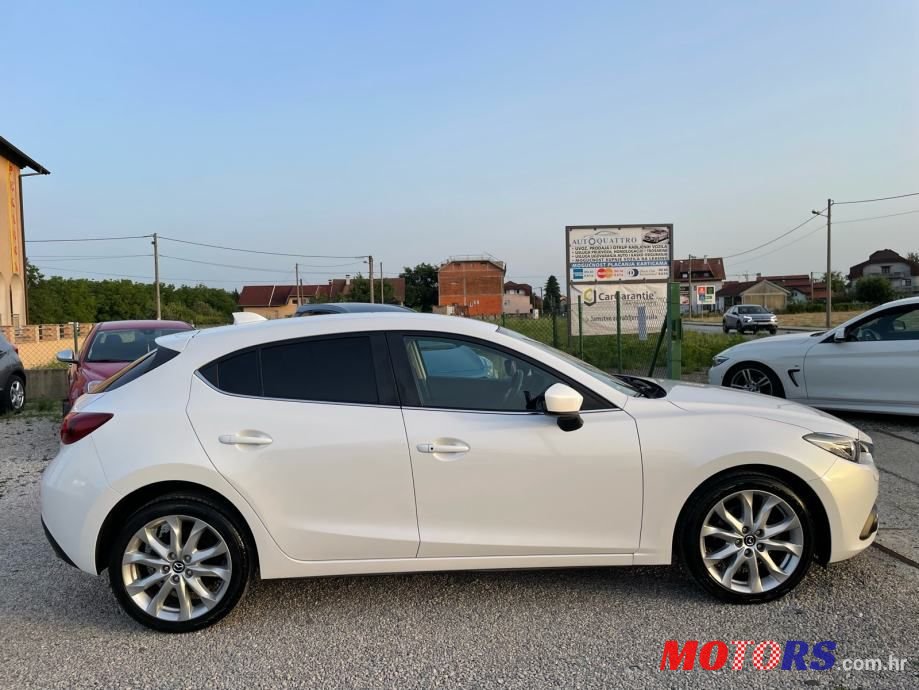2014' Mazda 3 Sport photo #5