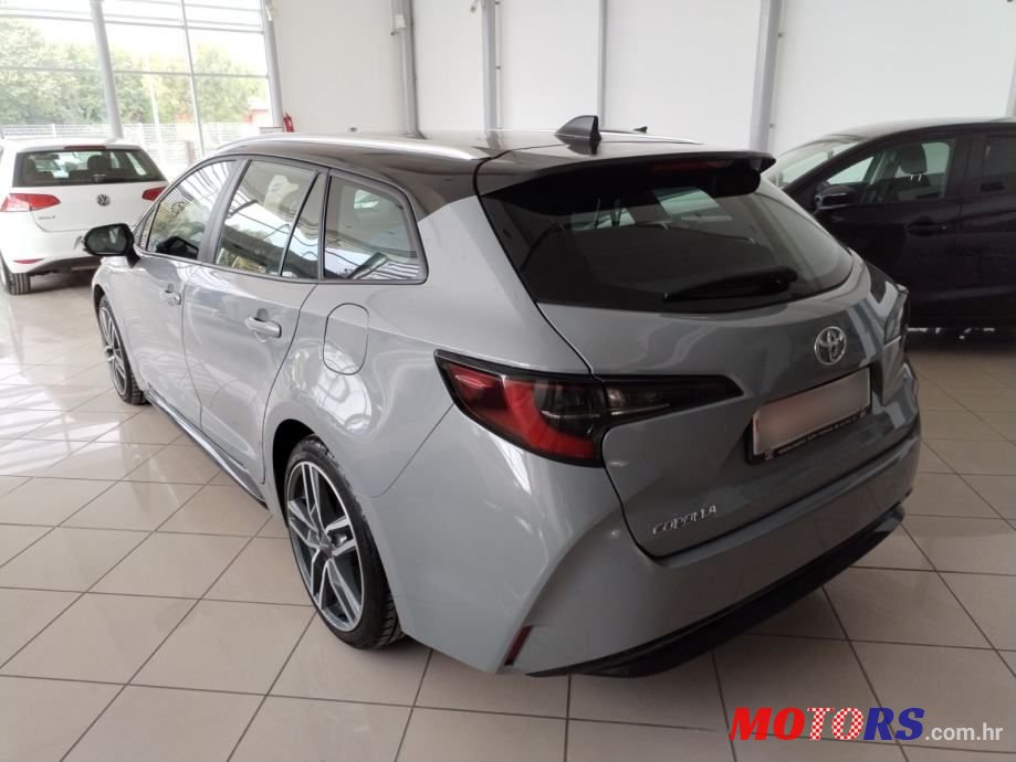 2022' Toyota Corolla 1,2 Turbo photo #6