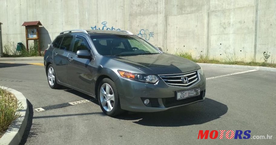 2010' Honda Accord 2,4 I photo #1