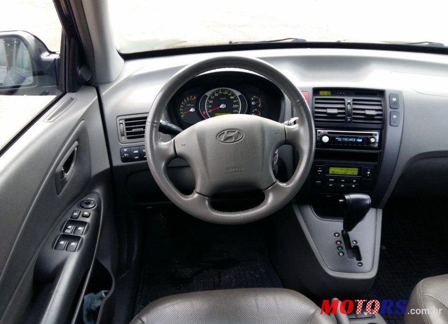 2007' Hyundai Tucson 2,7 V6 photo #2