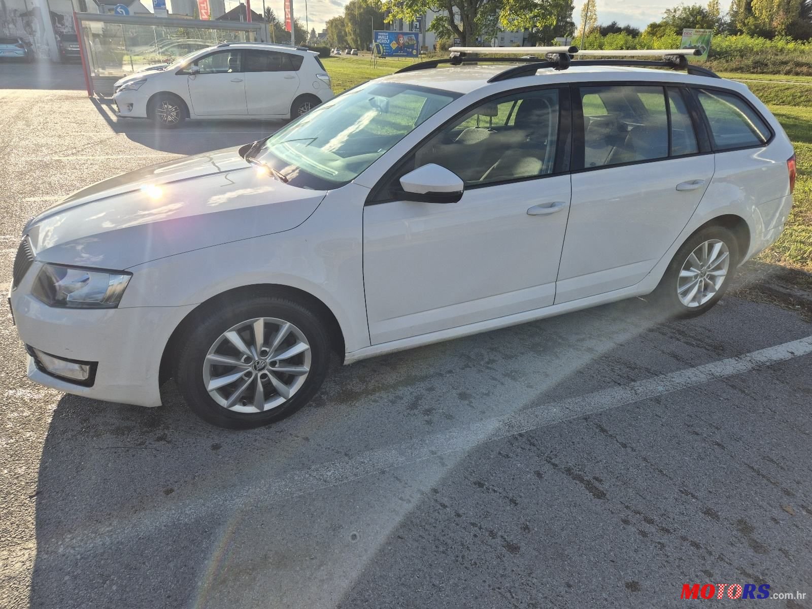 2016' Skoda Octavia Combi photo #2