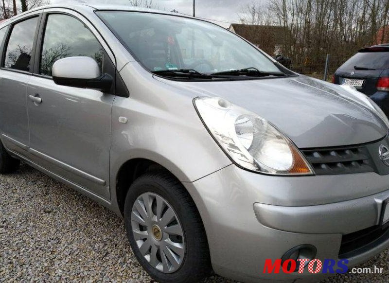 2008' Nissan Note 1,5 Dci photo #1