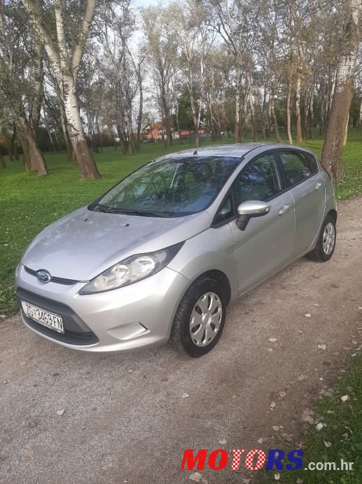 2010' Ford Fiesta photo #4