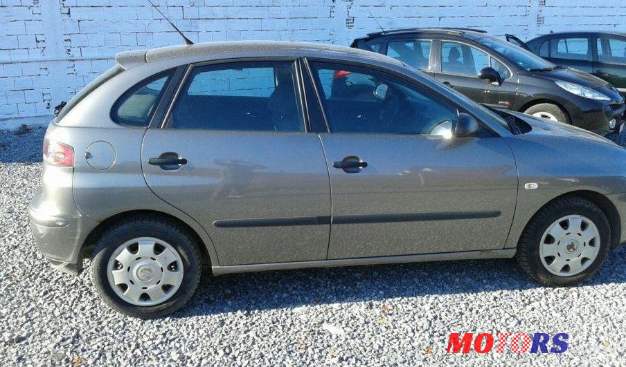 2005' SEAT Ibiza 1,9 Sdi photo #2
