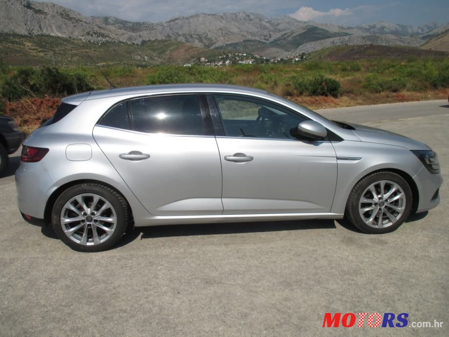 2017' Renault Megane Dci 110 photo #2
