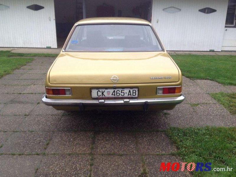 1972' Opel Rekord 1700 photo #1
