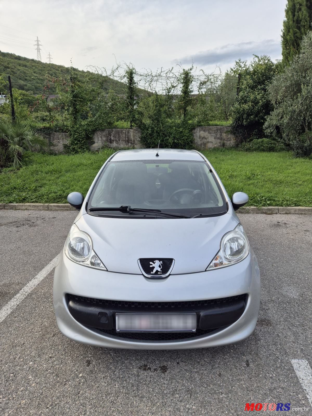 2006' Peugeot 107 1,4 Hdi photo #1