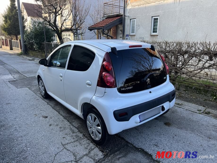 2013' Peugeot 107 1,0 photo #4