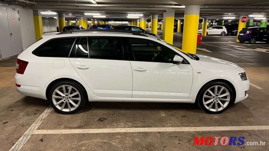 2016' Skoda Octavia Combi photo #6
