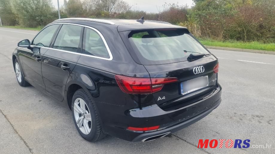 2019' Audi A4 Avant photo #5
