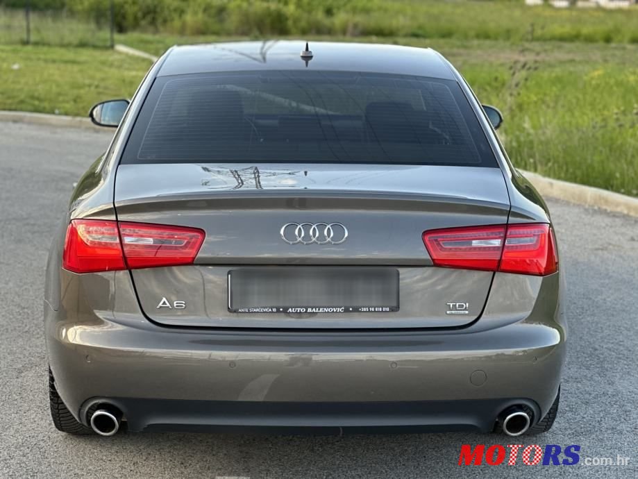 2011' Audi A6 Quattro photo #3