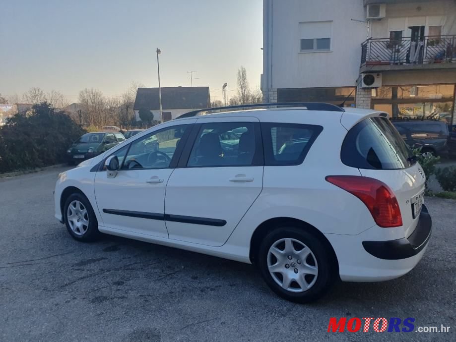 2010' Peugeot 308 Sw photo #4