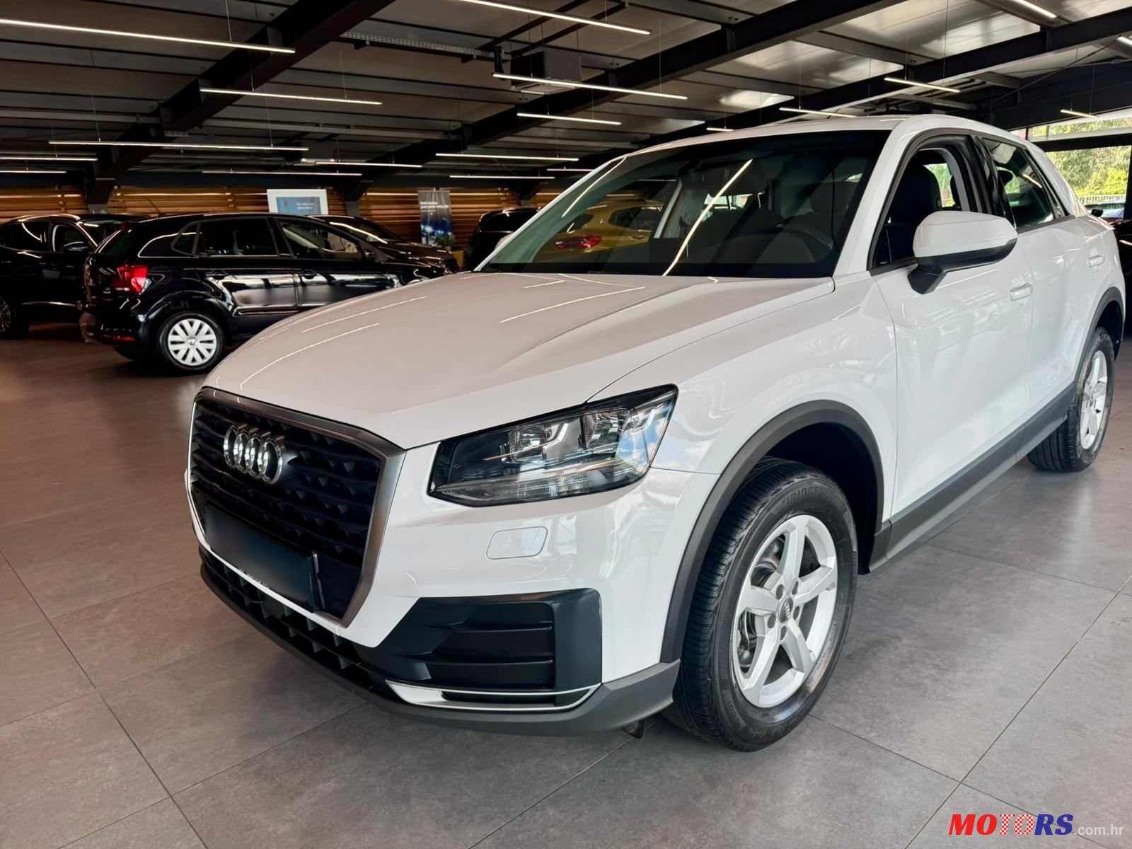 2017' Audi Q2 1,0 Tfsi photo #2