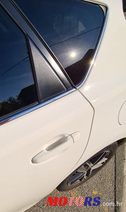 2015' Toyota Auris 1,4 D-4D Sport photo #6