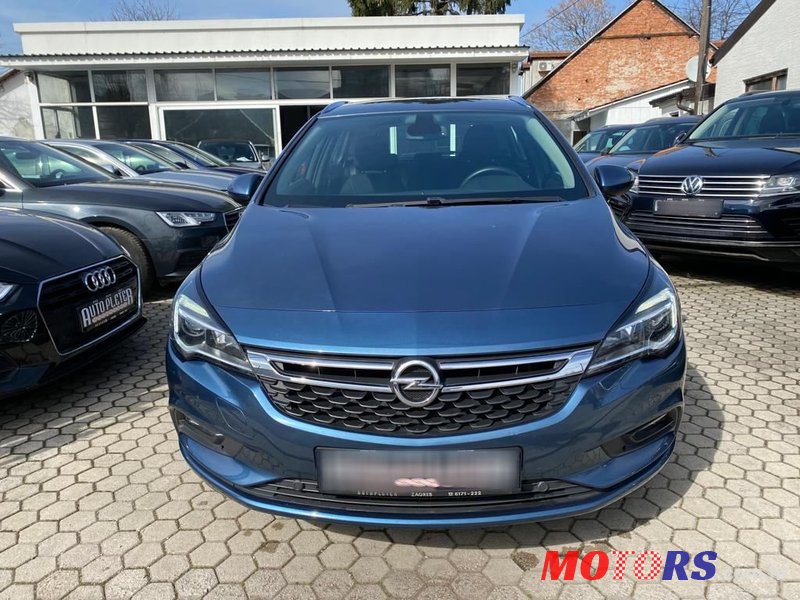 2016' Opel Astra Karavan photo #3