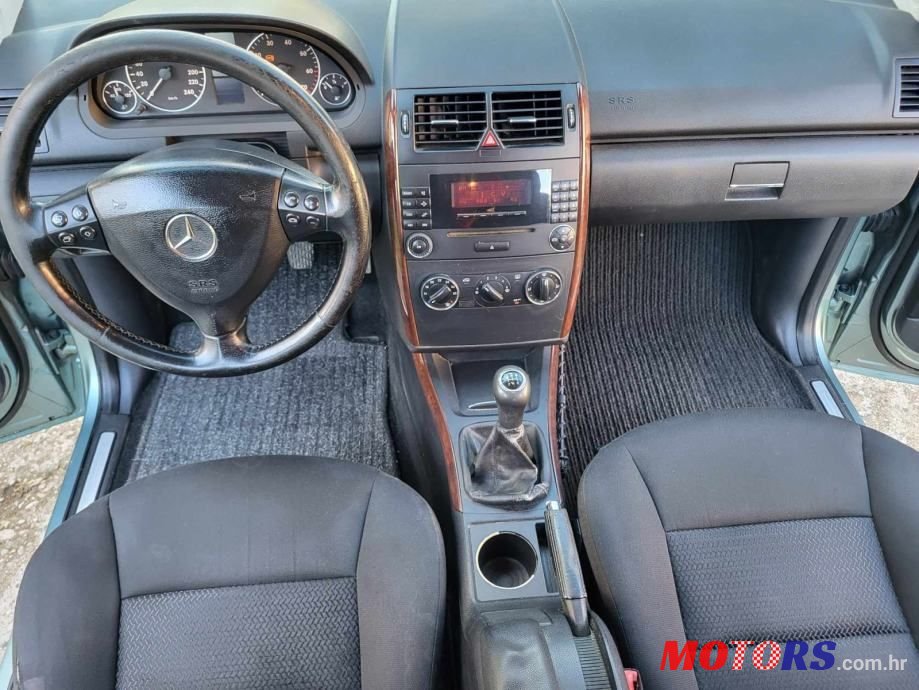 2005' Mercedes-Benz A-Klasa 170 photo #2