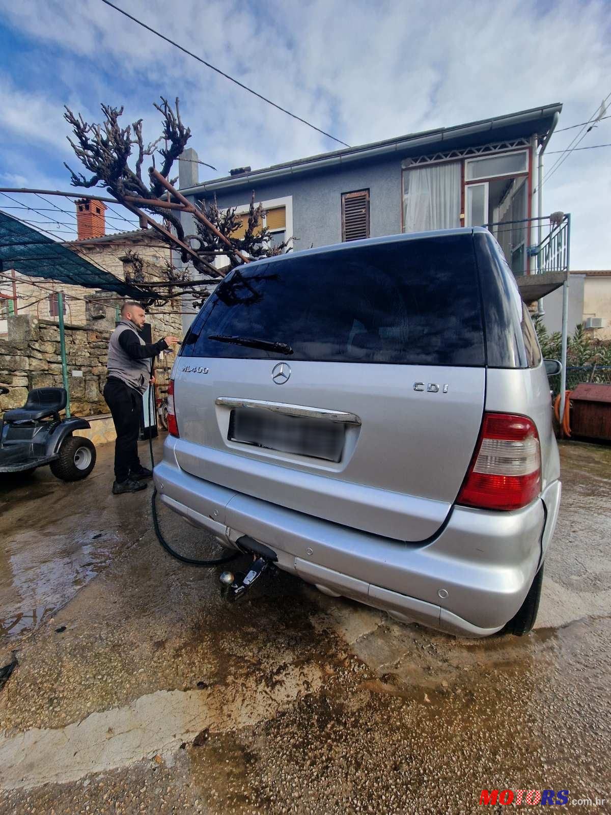2002' Mercedes-Benz Ml Ml 400 Cdi photo #4