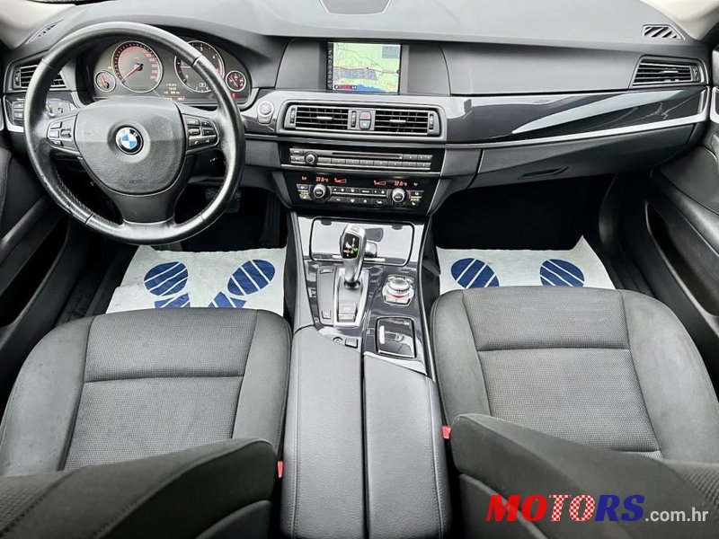 2012' BMW Serija 5 520D 135Kw photo #1