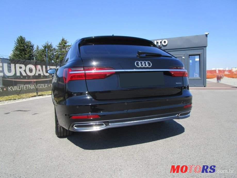 2019' Audi A6 Avant photo #2