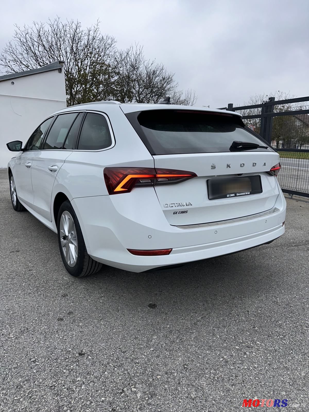 2020' Skoda Octavia Combi photo #6