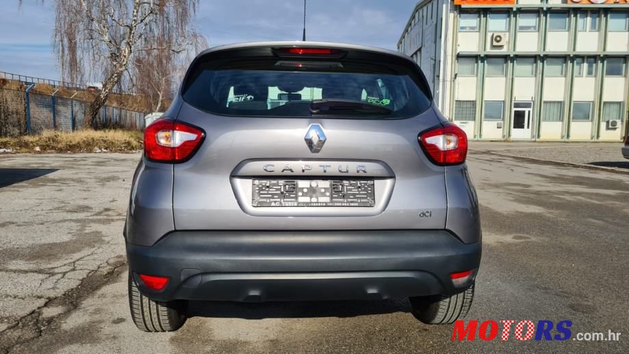 2015' Renault Captur 1.5 Dci photo #6