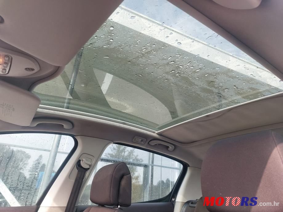 2008' Peugeot 308 1,6 16V Vti photo #2