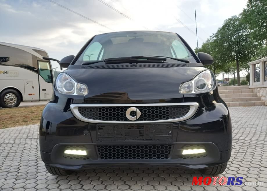 2013' Smart Fortwo photo #2