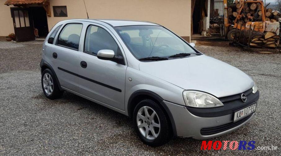 2001' Opel Corsa 1,0 I 12V photo #2
