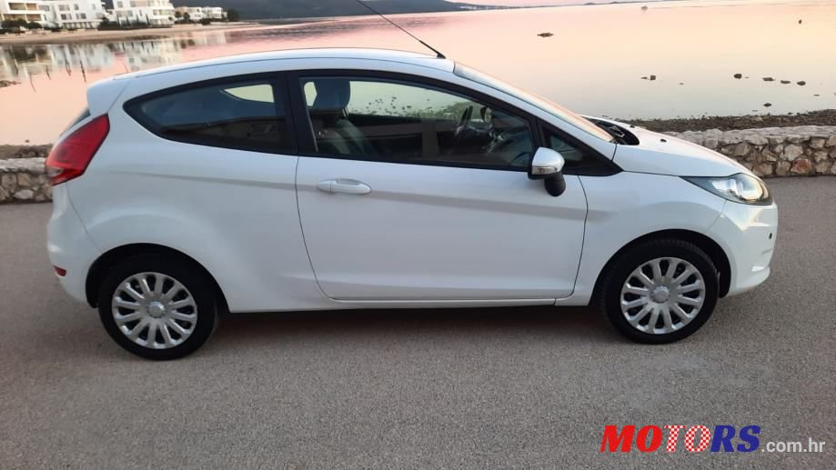 2010' Ford Fiesta 1,2 5 16V photo #4
