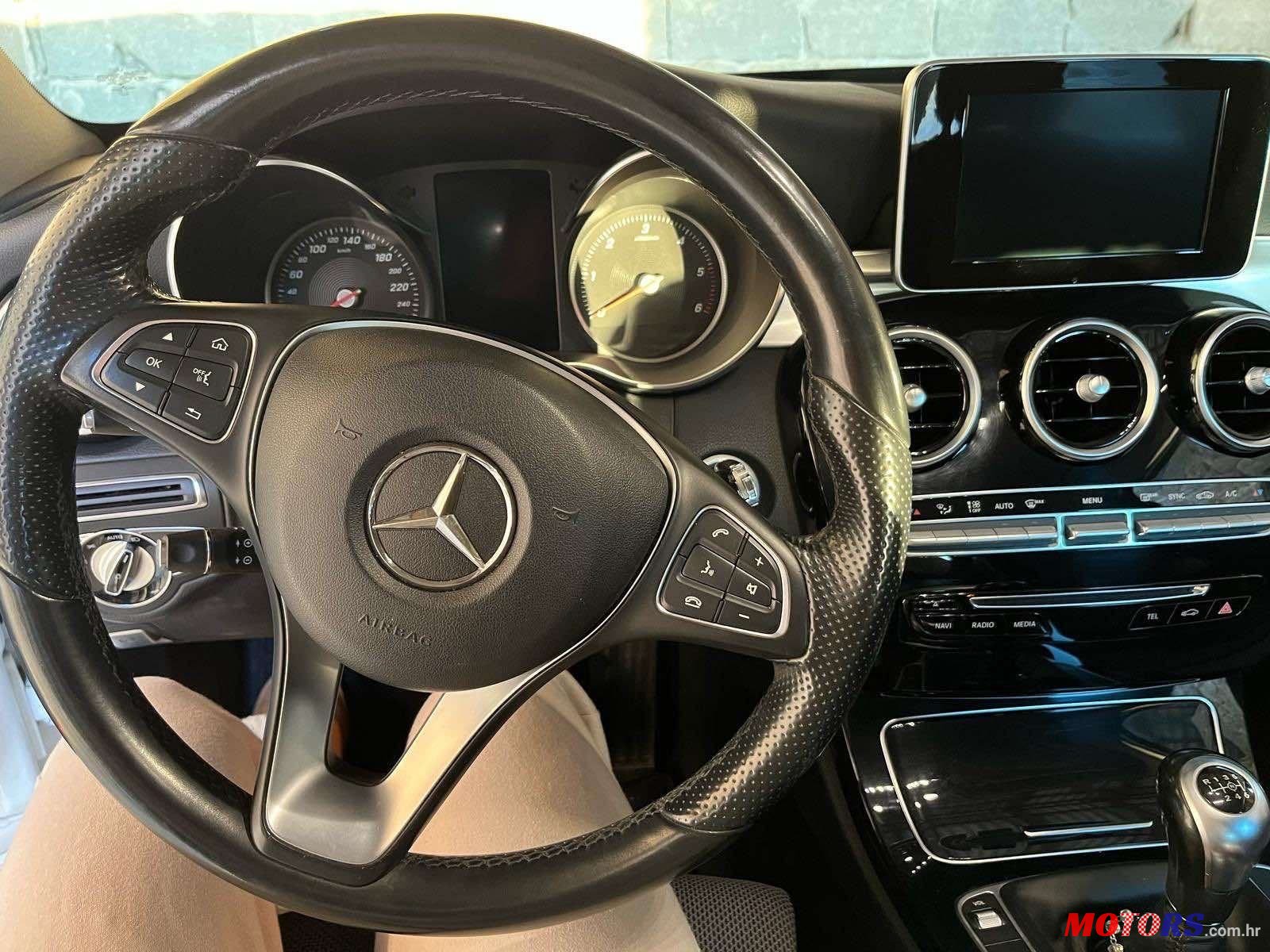 2016' Mercedes-Benz C-Klasa 200 D T photo #6