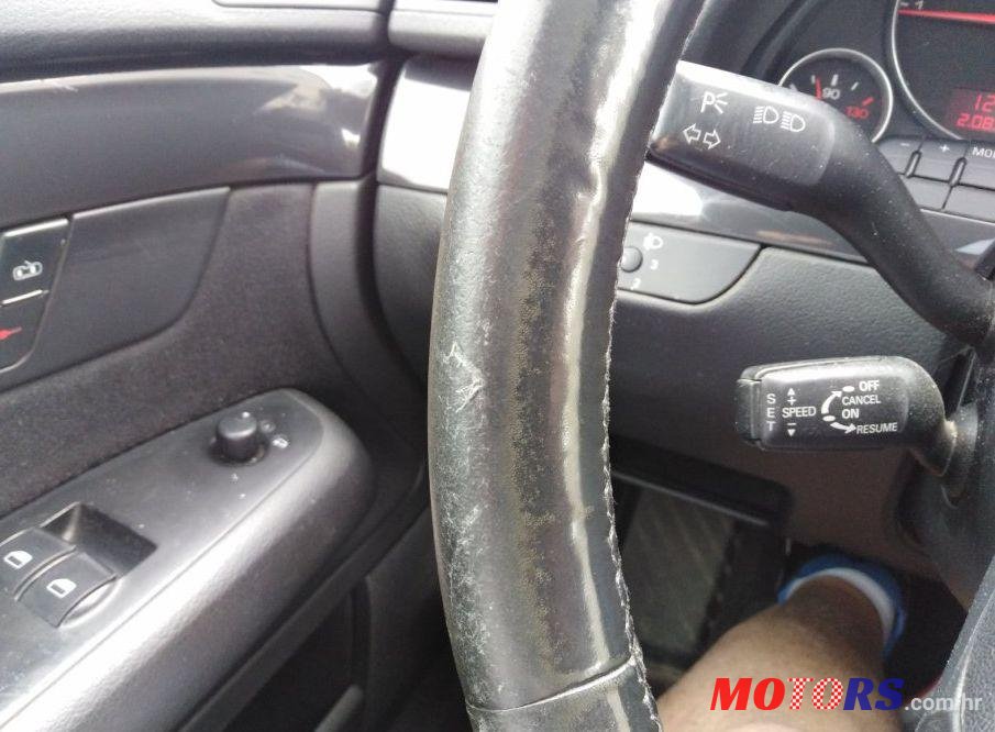 2005' Audi A4 Avant photo #2