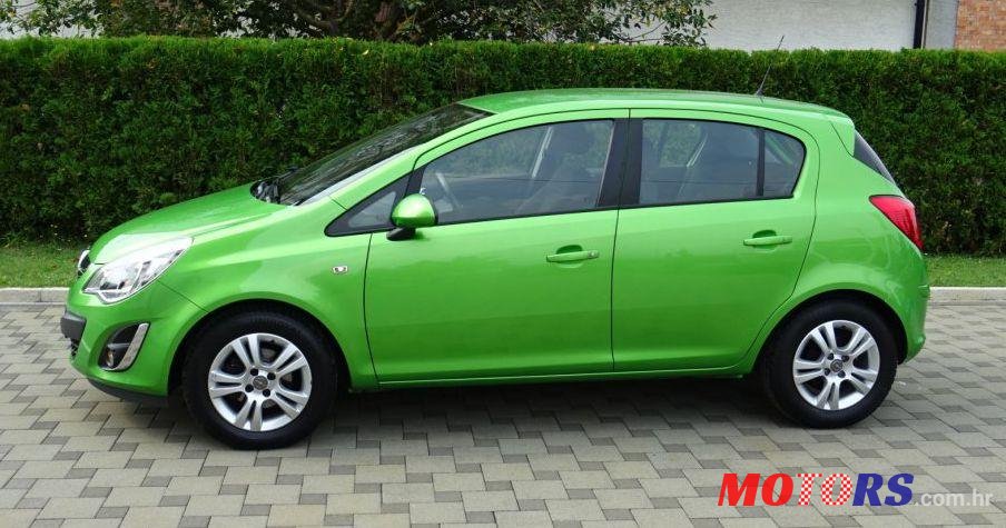 2013' Opel Corsa 1,0 12V photo #1