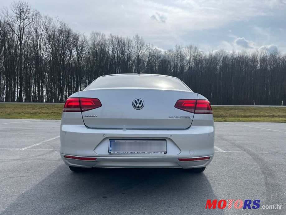 2015' Volkswagen Passat 2,0 Tdi Bmt photo #6