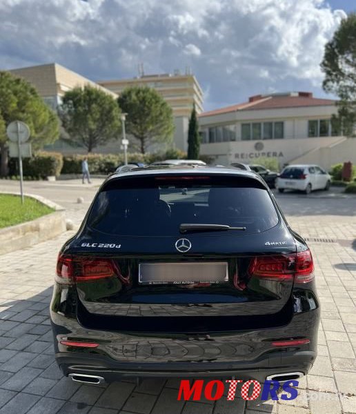 2020' Mercedes-Benz GLC 220 D 4Matic photo #4