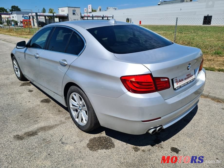 2011' BMW Serija 5 520D photo #3