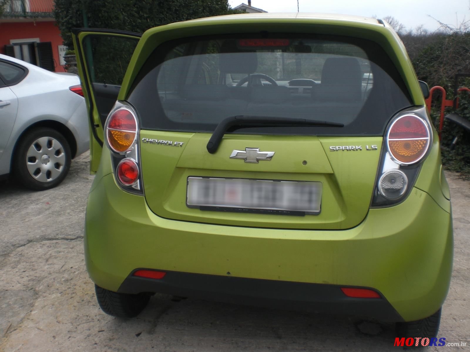 2011' Chevrolet Spark 1,0 16V photo #2