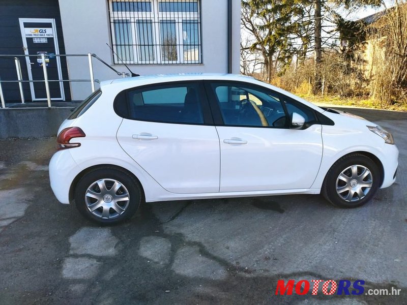 2017' Peugeot 208 1,6 Bluehdi photo #4